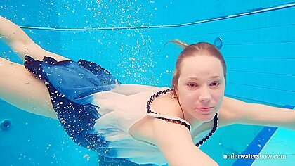 Underwater Mermaid Hottest Chick Ever Avenna